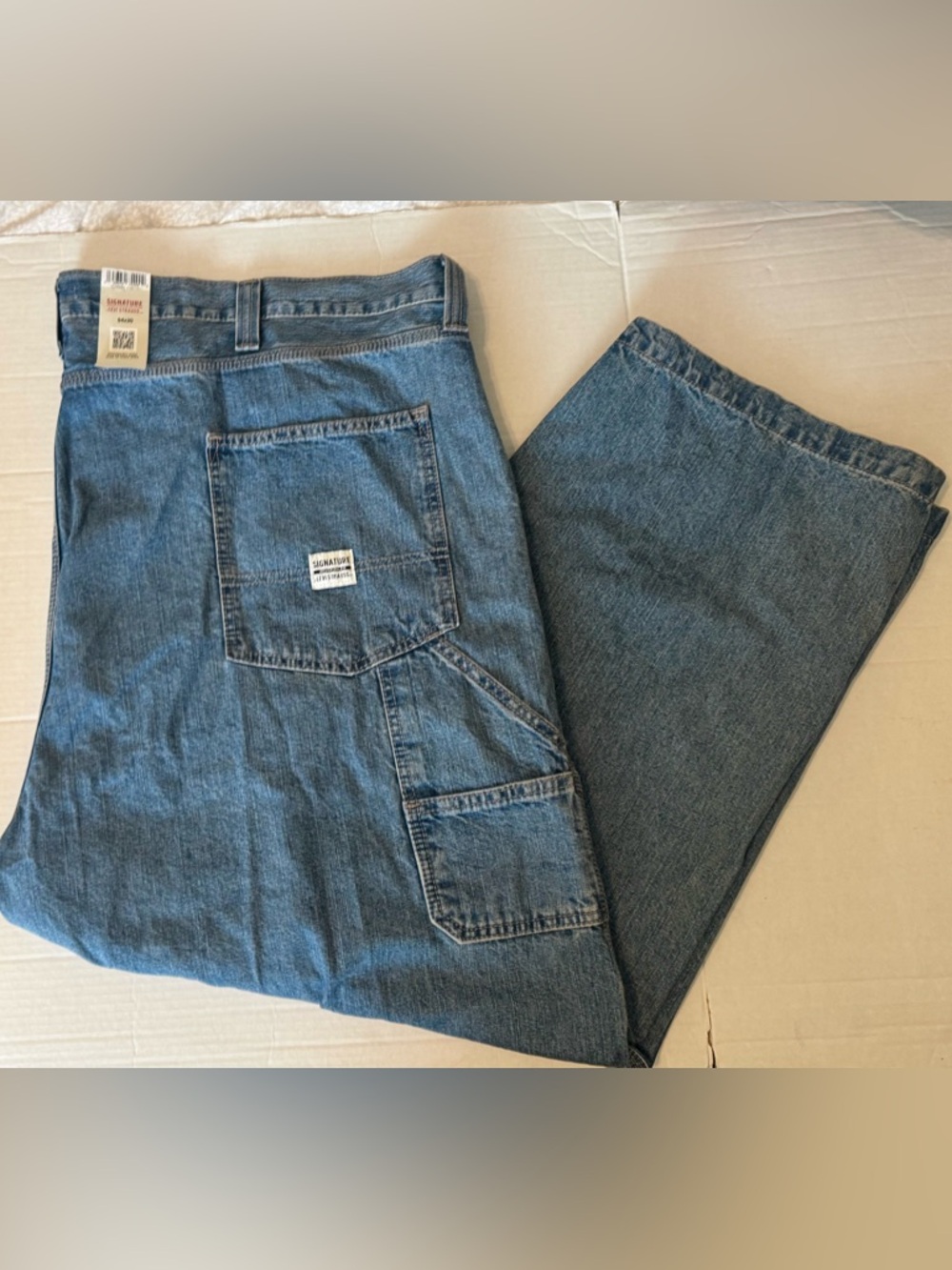 Levi’s Strauss Men's Carpenter Signature Jeans. Workwear Jean size 54 x 30.